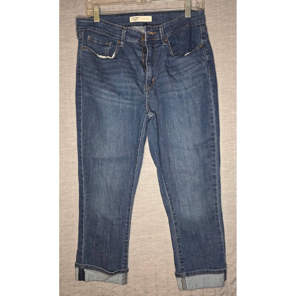 609 Signature by Levi Strauss Gold Label Womens Mid Rise Capri Jeans Med Wash 10